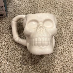 Skull mug